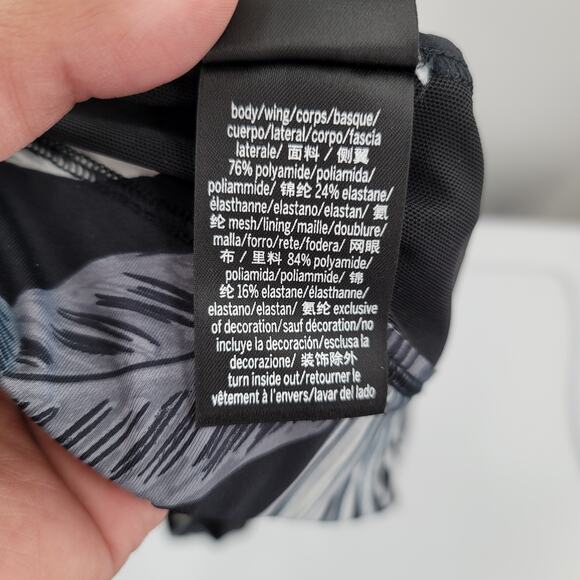 VS PINK Ultimate Unlined Racerback Sports Bra Size Large 2 Piece Bundle NWOT - Picture 6 of 11